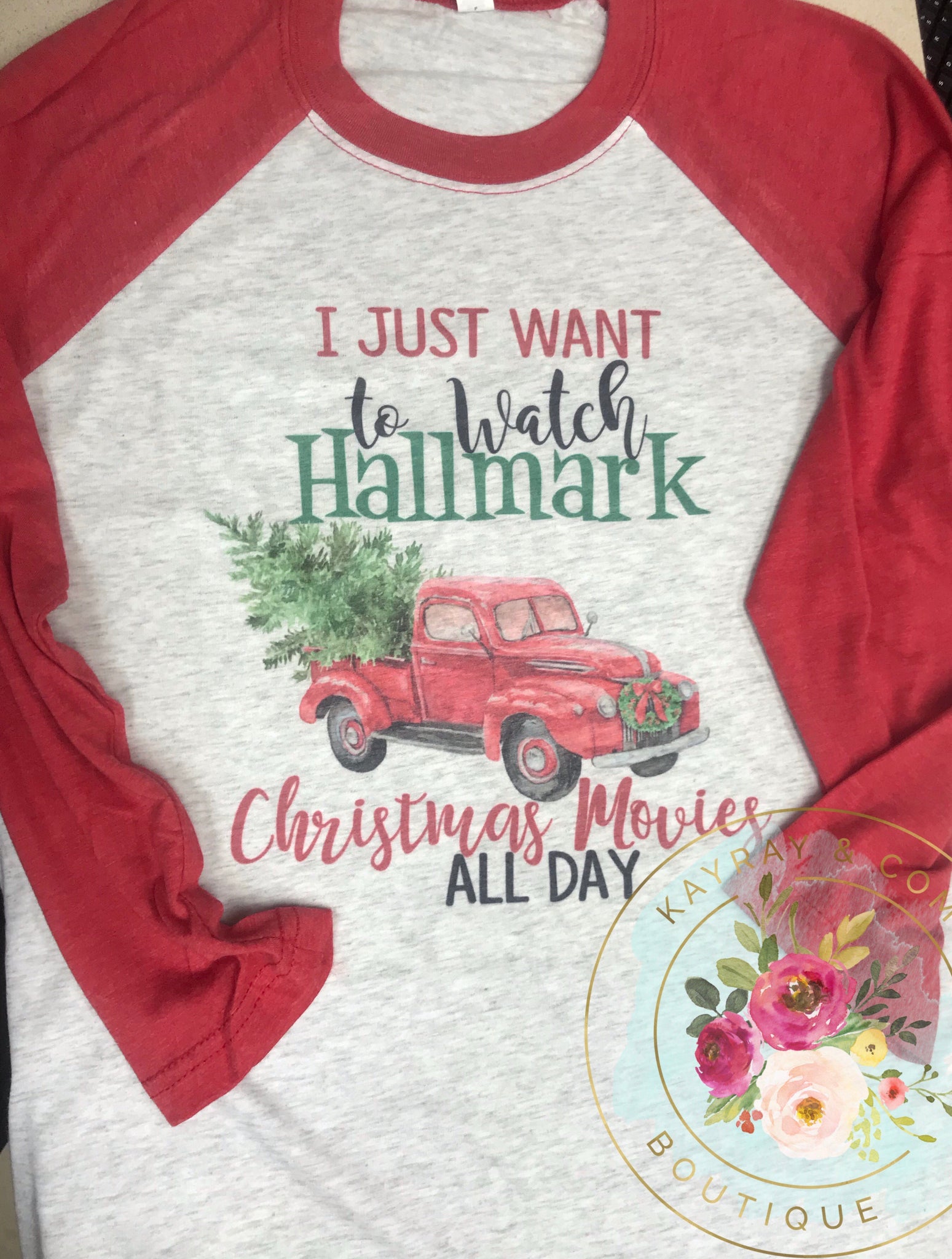 I just want to watch Hallmark Christmas Movies all day raglan shirt